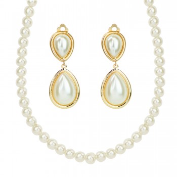 COLLAR Y PENDIENTES DE PERLAS