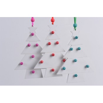 COLG.ARBOL C/CASCABEL 15CM